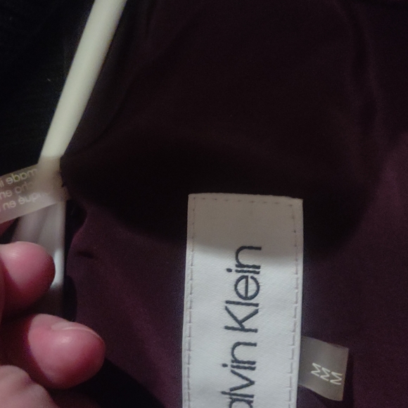 Woman's Calvin Klein purple puffer zip up quilted vest size medium - Picture 10 of 10